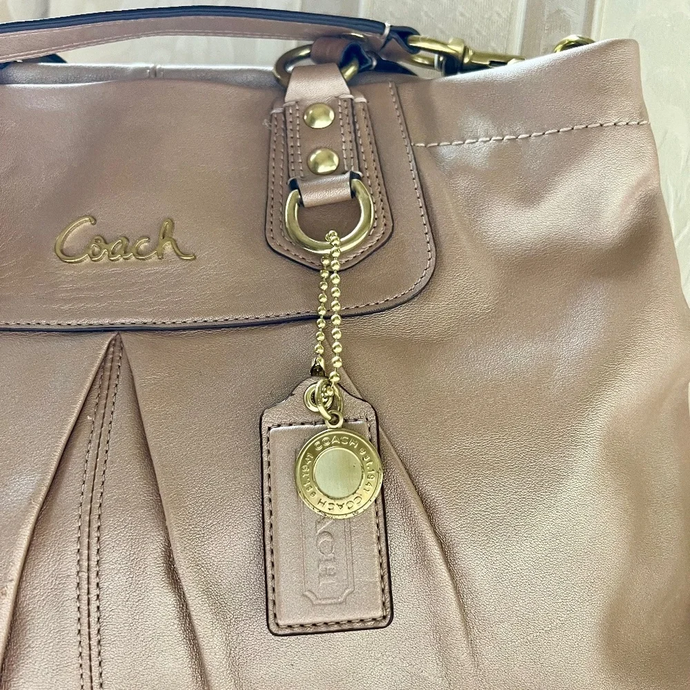 Coach Satchel - Picture 2 of 9